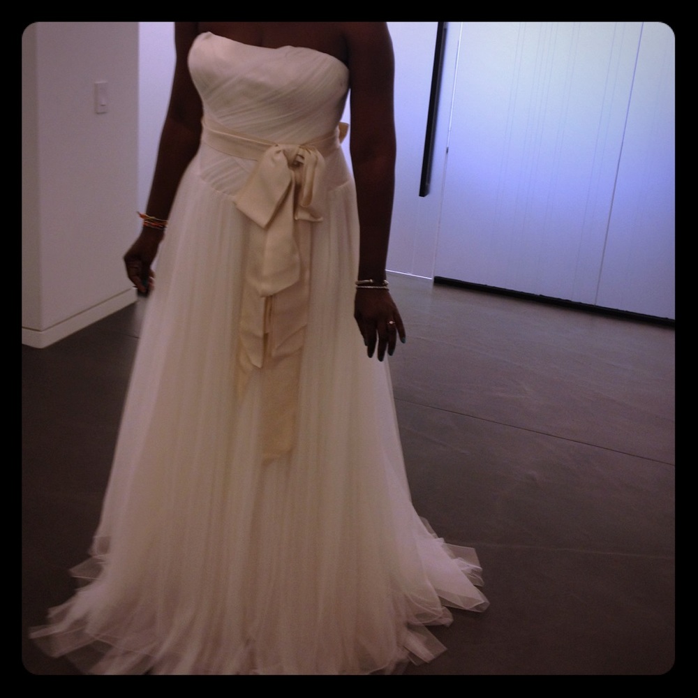 VERA WANG “Delaney” from Iconic Collection